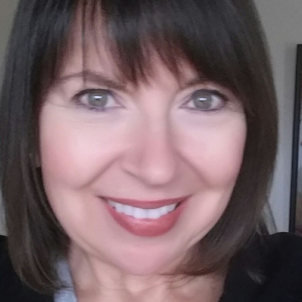 Meet your Posher, Janet